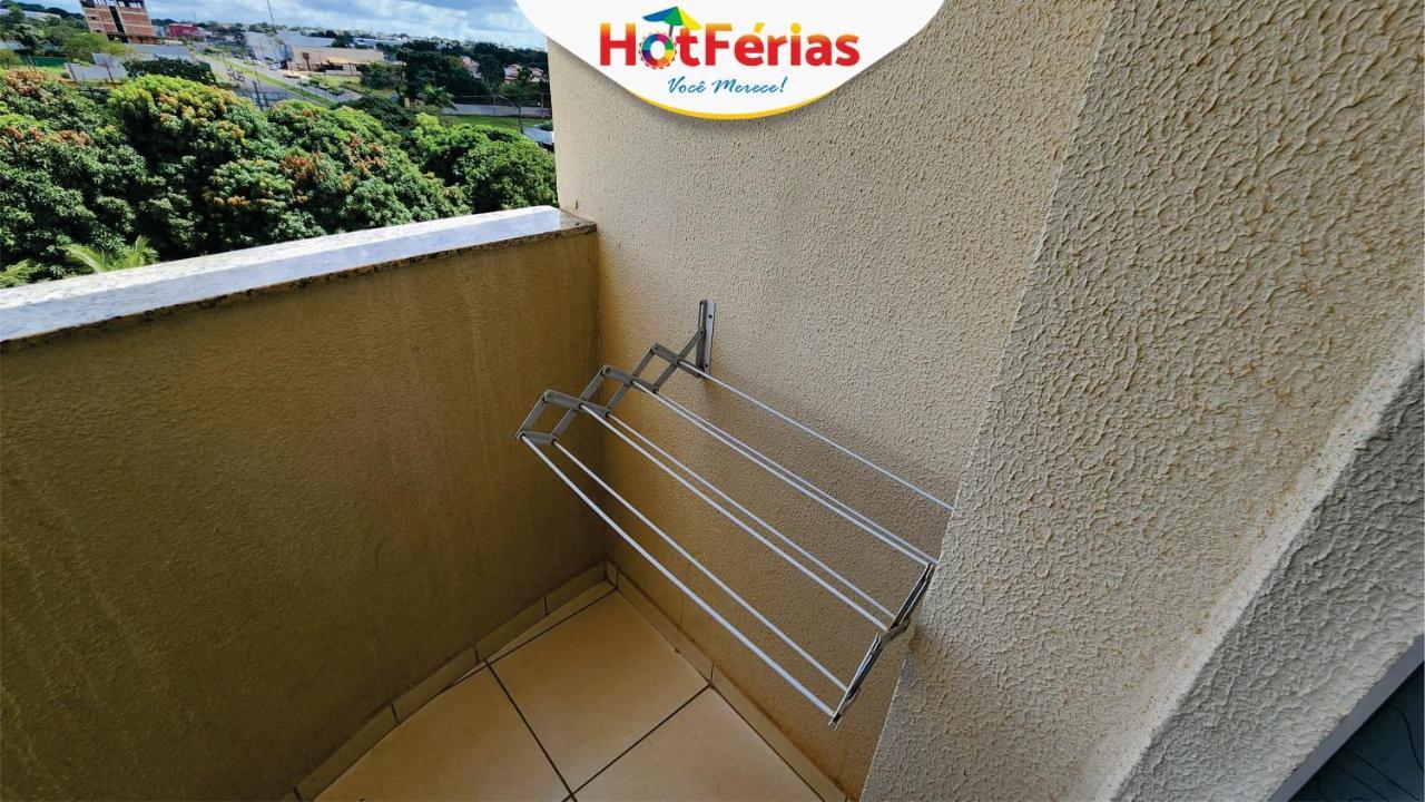 Golden Dolphin Express: Beachside Comfort With 24/7 Pools Apartamento *
